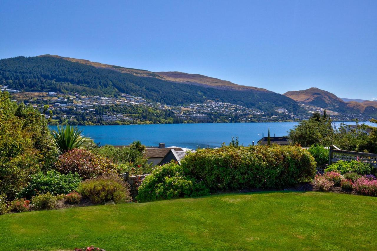 Tranquil Heights Villa Queenstown Exteriör bild