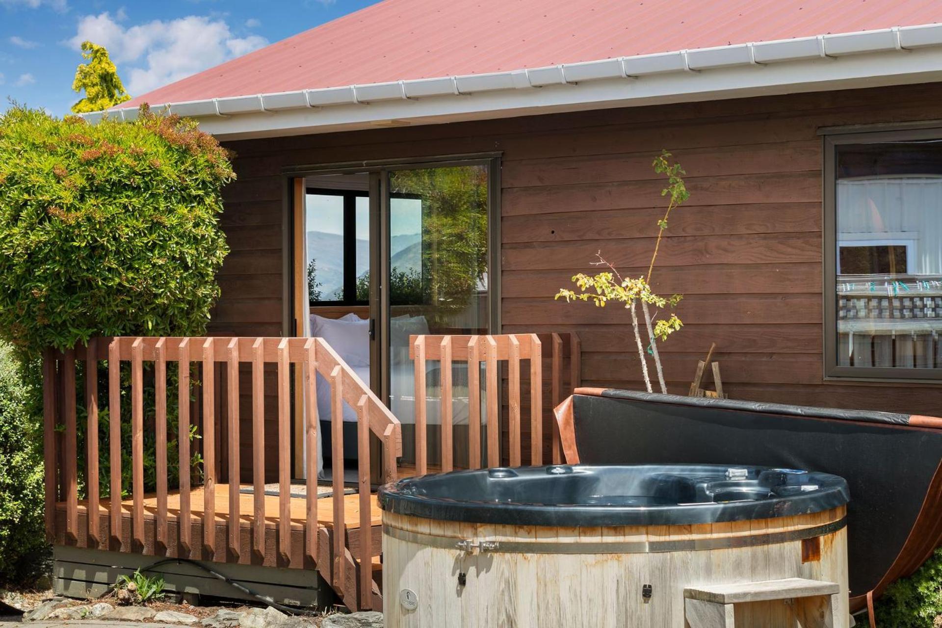 Tranquil Heights Villa Queenstown Exteriör bild